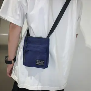 Custom Unisex Waterdichte Mini Kleine Nylon Schoudertas Buiten Crossbody Messenger Bag Voor Mannen Vrouwen Sling Zakken