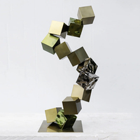 Ornements de jardin extérieurs abstraits en acier inoxydable, cubes métalliques soudés empilables personnalisés, peints et polis miroir, pour l'art moderne