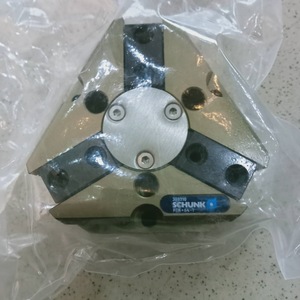 Mandrin auto-centrant pneumatique Schunk PZN Plus 64 à 3 mors, industriel, en métal, fabriqué en Allemagne - Product Image 3