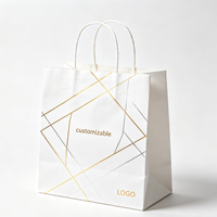 Sac fourre-tout élégant en kraft blanc épais avec estampage à chaud personnalisé pour magasin de vêtements, sacs cadeaux pour marques de créations artisanales
