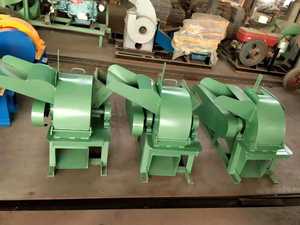 Broyeur de bois diesel 15HP avec roulement de moteur de composants de noyau avec des lames de sciure de machine de broyeur à haute efficacité - Product Image 4