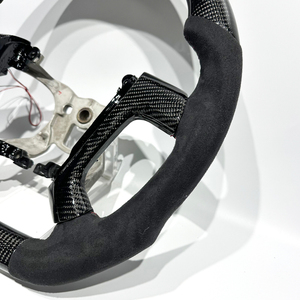 Volante de Cuero Alcántara Negro Personalizado de Fábrica con Fibra de Carbono Negra y LED para Chevrolet Silverado - Product Image 2