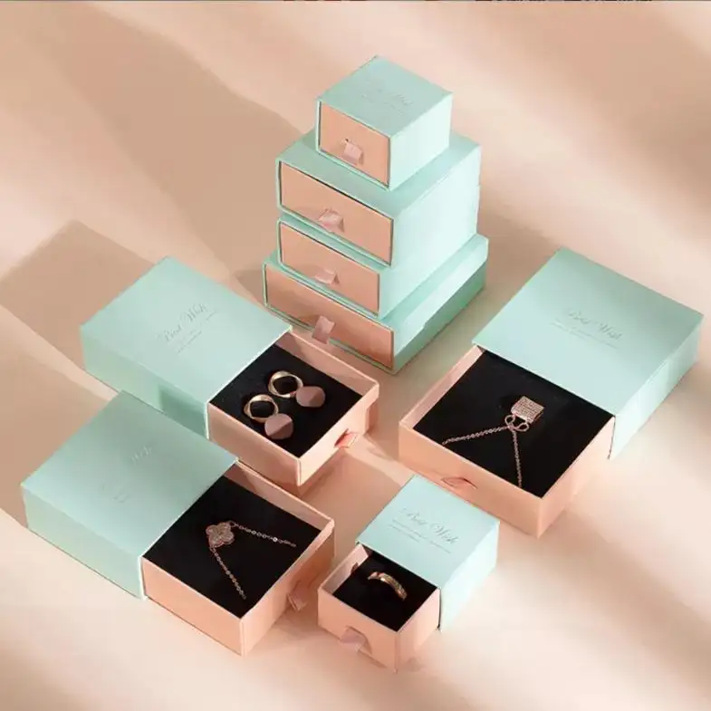 Commercio all'ingrosso di lusso logo personalizzato piccola scatola di cartone portagioie imballaggio portagioie in carta con spugna