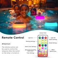 Distributeur de chlore flottant à LED solaire étanche IP68 en ABS avec fonction de changement de couleur pour éclairage de piscine extérieur