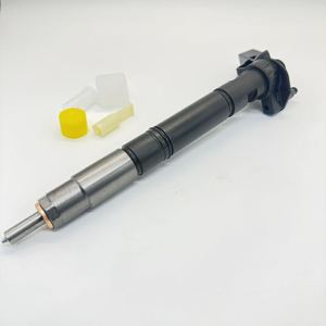 Injecteur de carburant piézoélectrique 0445117084 0986435441 059130277FC pour <span class=keywords><strong>AUDI</strong></span> VW Amarok PORSCHE Cayenne 3.0 TDI <span class=keywords><strong>V6</strong></span> Moteur <span class=keywords><strong>diesel</strong></span> à rampe commune - Product Image 4