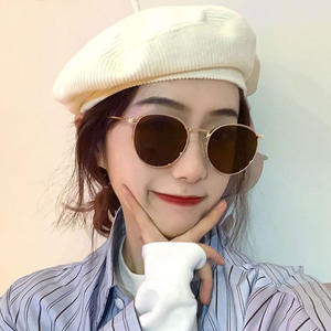 แว่นกันแดดทรงกลมย้อนยุค Qianai รุ่น Unisex กรอบโลหะสีทอง ป้องกันรังสียูวี 400 ระดับ 2 เลนส์ PC แฟชั่นทันสมัย - Product Image 5