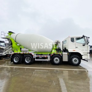 2025 ans Top réducteur hommes moteur 8X4 hydraulique Zoomlon nouveau HOWO 12cbm bétonnière <span class=keywords><strong>camion</strong></span> à vendre - Product Image 2