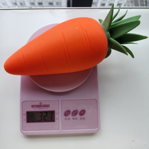 Jouets Squishy Géants : Carotte, Fraise, Fromage, Ananas, Canard - Product Image 5