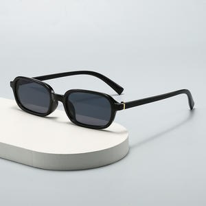 Lunettes de <span class=keywords><strong>soleil</strong></span> tendance, monture noire étroite, petit visage, UV400, lunettes de <span class=keywords><strong>soleil</strong></span> carrées simples et élégantes pour femmes - Product Image 3