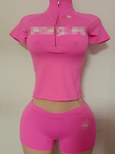 Abbigliamento Y2K da Donna, Tute Estive Personalizzate con Logo, Strass e Diamanti, Set Due Pezzi con Giacca con Cappuccio e Pantaloni Capri - Product Image 6