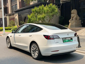 รถยนต์มือสอง <span class=keywords><strong>Tesla</strong></span> <span class=keywords><strong>Model</strong></span> 3 Standard Range ปี 2021 ขับเคลื่อนล้อหลัง ระบบไฟฟ้า 4 ประตู 5 ที่นั่ง ลดราคาพิเศษ - Product Image 4