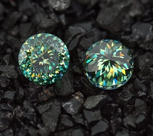 Moissanita Suelta de 2 Quilates, Color Verde Diamante, Claridad VVS1, Corte Portugués Brillante, Gema para Hacer Anillos de Compromiso/Boda - Product Image 5