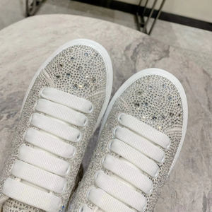 Zapatillas Blancas de Lujo con Diamantes para Hombre, Modelo 2026 - Modernas, Versátiles, Cómodas, con Aumento de Altura - Product Image 5