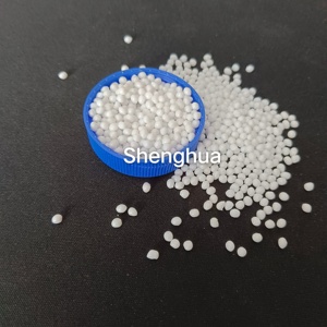 Buen precio CZ328 Pet resina materia prima gránulos botella de partículas grado virgen - Product Image 1