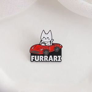 Lindo para conducir coche esmalte pines dibujos animados gatito FURRARI coche broches mochila solapa pines insignia joyería fundición al por mayor - Product Image 3