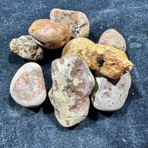 Pierre brute naturelle de haute qualité en gros, pierre de guérison non traitée, pierre YuHua, pierre brute, artisanat pour la décoration de la maison - Product Image 5