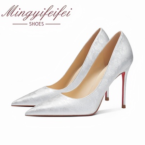 <span class=keywords><strong>Scarpe</strong></span> <span class=keywords><strong>da</strong></span> lavoro eleganti <span class=keywords><strong>da</strong></span> <span class=keywords><strong>donna</strong></span> <span class=keywords><strong>con</strong></span> tacco alto, in pelle di pecora, <span class=keywords><strong>con</strong></span> <span class=keywords><strong>suola</strong></span> in gomma antiscivolo e <span class=keywords><strong>suola</strong></span> <span class=keywords><strong>rossa</strong></span> in raso, modello 2026 di marca di design - Product Image 3