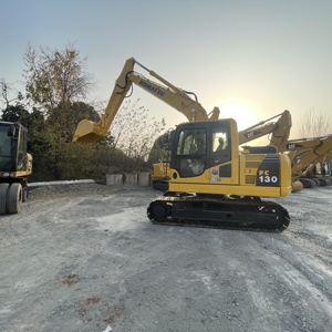 รถขุดไฮดรอลิก Komatsu PC130 มือสอง ราคาถูก มีสินค้าในสต็อก - Product Image 3