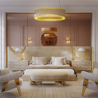 Direkt vom Hersteller: Luxuriöses Modernes Bett mit Goldpoliertem Messinggestell und Samtpolsterung für Zuhause