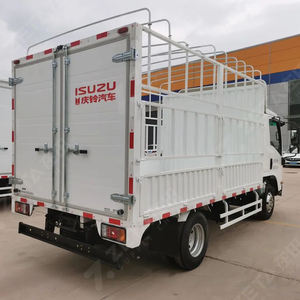 <span class=keywords><strong>Camion</strong></span> léger Qingling Isuzu Kv100 4x2 <span class=keywords><strong>5T</strong></span> avec benne à clôture pour le transport d'animaux et de bétail - Product Image 4