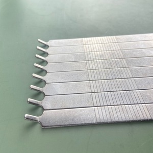 Stainless Steel Pry Bars Non-Magnetic Corrosion-Resistant with Acid <b>Alkali</b> Resistance Various Specifications Available - Product Image 1