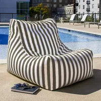 Chaise et chaise longue d'extérieur moyen et imperméable à l'eau