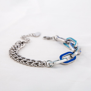 สร้อยข้อมือเหล็กไทเทเนียมแบบชั้นๆ ดีไซน์เรขาคณิตเคลือบสีน้ำเงิน สำหรับผู้ชายและผู้หญิง เครื่องประดับเสริม - Product Image 1