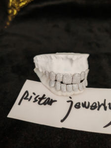 <span class=keywords><strong>Grillz</strong></span> Dents en Moissanite et Diamant VVS Sertis Nid d'Abeille, Joaillerie Fine Hip Hop Argent 925 Plaqué Or Véritable sur Mesure - Product Image 3