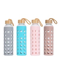 Bouteille d'eau en verre portable sans BPA personnalisée avec manchon en silicone et couvercle en bambou naturel, bouteille à boisson anti-fuite pour l'extérieur