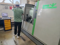Tour CNC FANUC HT5M à banc incliné, 3 axes, 12 postes à outils, haute précision, haute rigidité, centre CNC de moyenne capacité