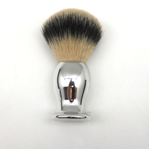 NOUVEAU <span class=keywords><strong>Brosse</strong></span> à raser pour hommes en poils synthétiques <span class=keywords><strong>vegan</strong></span> avec manche en plastique et placage argenté, marque privée - Product Image 3