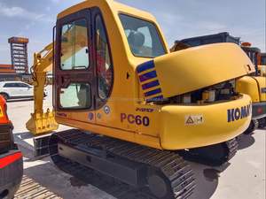 À vendre : Excavatrice Komatsu PC60 d'occasion, poids en ordre de marche de 6 tonnes, Komatsu hydraulique sur chenilles - Product Image 3