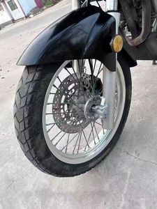 Una motocicletta ad alta potenza da 600cc in grado di attraversare salite <span class=keywords><strong>fuoristrada</strong></span> e adattarsi a vari terreni - Product Image 2