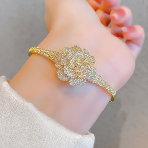 เครื่องประดับสำหรับผู้หญิงกำไลเพทายเม็ดเล็กรูปดอกไม้เงินทองเป็นของขวัญต้นกำเนิดจากยีวู - Product Image 2
