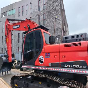 รถขุด Doosan 30 ตัน รุ่น Dx300/Dx225 ปี 2023 ได้รับการรับรองมาตรฐาน ISO CE EPA พร้อมมอเตอร์ เกียร์บ็อกซ์ และปั๊ม - Product Image 4