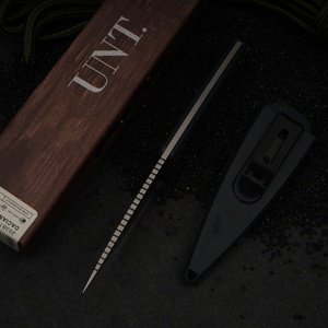 Cuchillo de hoja fija HUNT BM203 de acero inoxidable con punta de caída y borde serrado, mango de micarta, cuchillo de supervivencia para camping, compatible con OEM y ODM - Product Image 4