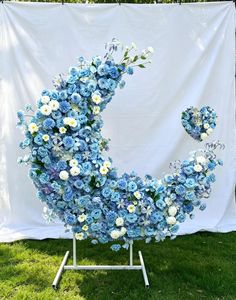 Decorazione da Tavolo a Forma di Luna con Rose in Seta TUOYI per Proposte di Matrimonio con Fiori Realistici Impermeabili - Product Image 2