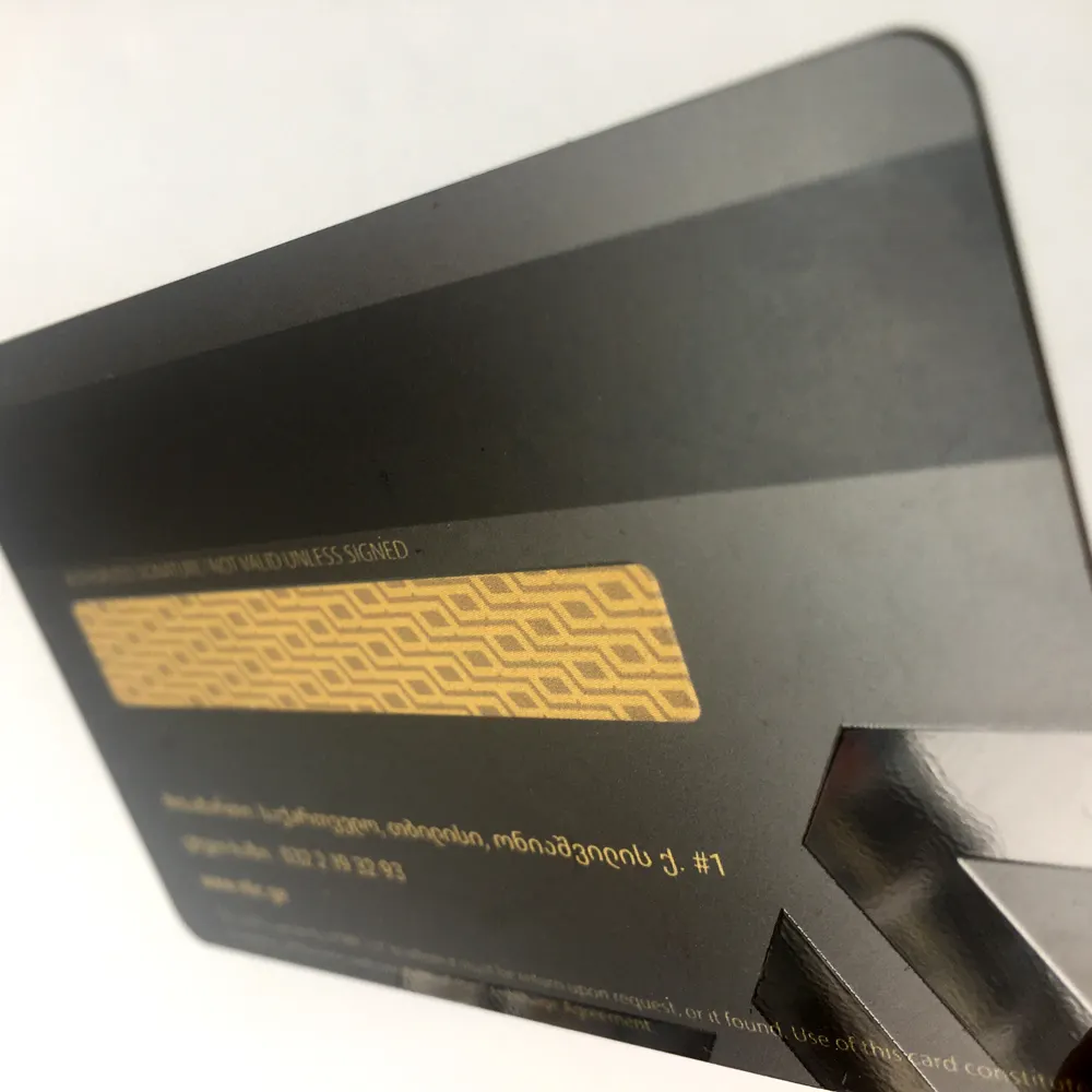 Chất lượng cao tùy chỉnh 3 theo dõi từ sọc mờ PVC VIP thẻ in ấn ngân hàng thẻ tín dụng nhựa PVC Thẻ quà tặng với RFID chip