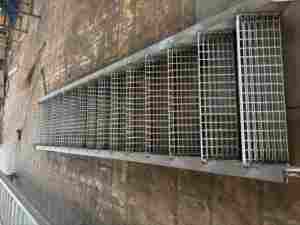 <span class=keywords><strong>Escalier</strong></span> d'évacuation en acier galvanisé pour extérieur avec marches en treillis antidérapant, <span class=keywords><strong>escalier</strong></span> d'urgence en métal - Product Image 6