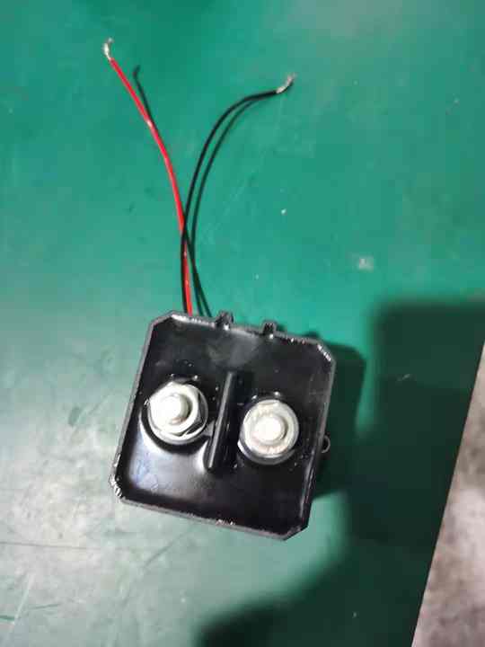 12-36V DC Coil High Voltage 1000V Contactor MV&HV Voltage Control up to 400A Big Current 300A DC Contactor