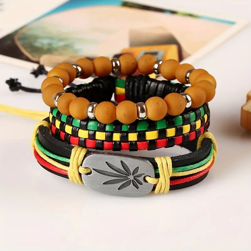 ชุดสร้อยข้อมือหนังหรือลูกปัด 3 ชิ้น สีแดง เหลือง เขียว ดำ