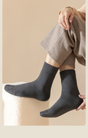 Vente en gros de chaussettes d'hiver en laine mérinos pour hommes vintage écru épaissi ski trekking botte de randonnée chaussettes en laine pour le sport