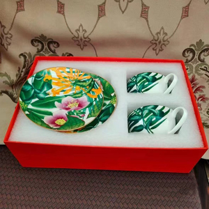 Vajilla de Porcelana de Lujo al por Mayor, Estilo Europeo Dorado, Diseño Selva Tropical, Apta para Microondas - Product Image 5