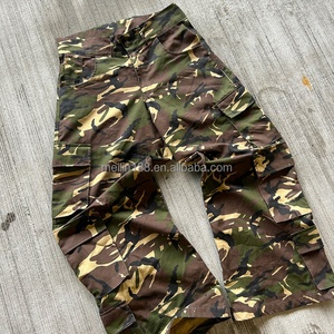 Fabricant de pantalons sur mesure, pantalon cargo à jambes larges, pantalon ample à imprimé camouflage - Product Image 4