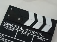 Personalisierbare Logo-Holz-Filmklapperbretter: Klassisches Spielzeug, Filmklapperbrett und Theaterrequisiten für Kinder
