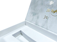 Boîte en carton rigide recyclable personnalisée pour crème pour le visage et poudre libre avec fermeture magnétique et impression de logo