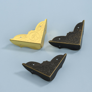 Protection d'<span class=keywords><strong>angle</strong></span> en fer doré de style antique - Facile à fixer - Quincaillerie polyvalente - Protection de bord pour meubles en bois - Product Image 2