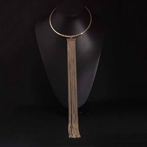 Collier long à pampilles dorées de style euro-américain, élégant et polyvalent, accessoire de mariage pour femme, collier audacieux pour soirée et bal - Product Image 1