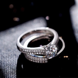 Ensemble de bagues de mariage classiques pour femmes, bijoux élégants pour la demande en mariage et les fiançailles - Product Image 2