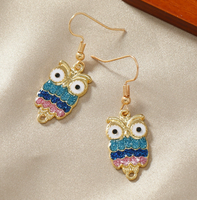 Pendientes colgantes con forma de búho de dibujos animados, coloridos y bonitos, joyería versátil para mujer estilo bohemio